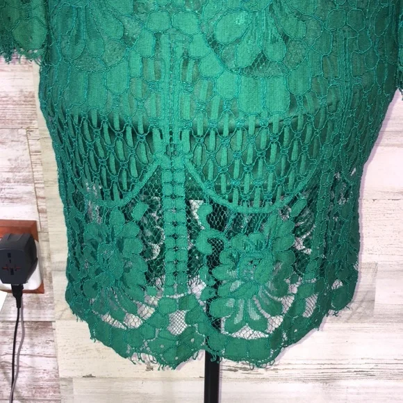 Lulus Enrapturing Elegance Green Lace Long Sleeve Midi Dress size small bridal​​